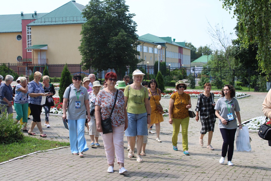 Вейделевская средняя школа.